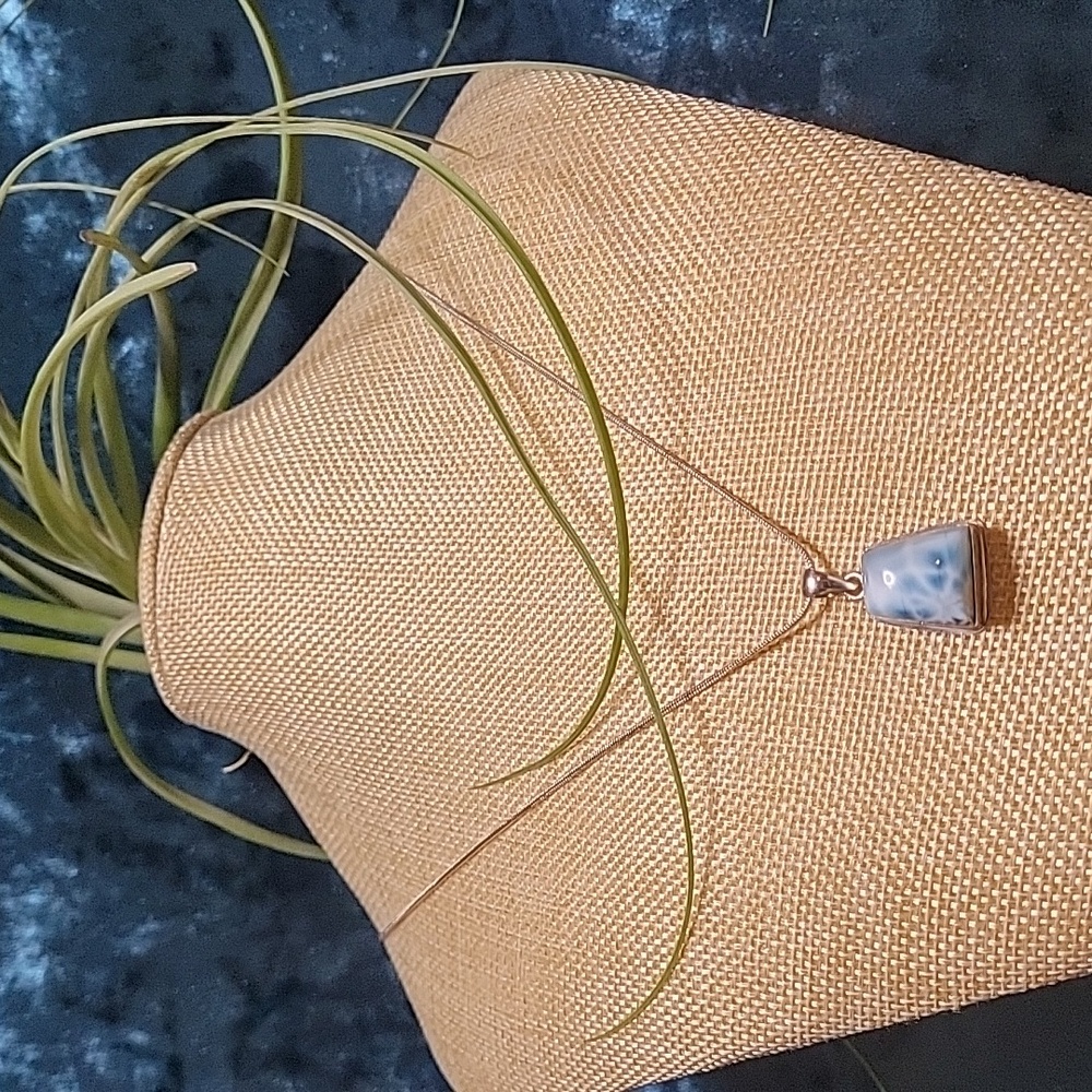 28CTS Larimar Pendant In Sterling Silver With Chain | HQ From Dominican Rep.